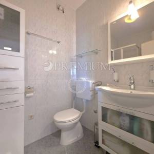 Malinska, apartman s pogledom na more, blizina centra!