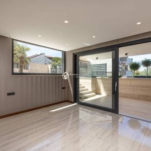 Malinska,Krk,lux.apartman s vrtom,bazenom i parkingom ukupno 265m2 