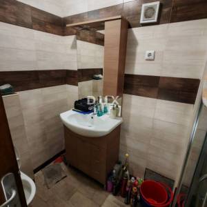 MATULJI, JURDANI - Svijetao i funkcionalan stan na mirnoj lokaciji, 39m2