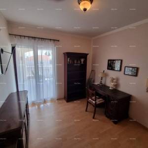 Medulin! Kuća s 4 stana !