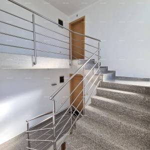 Medulin! Kuća sa 6 zasebnih stambenih jedinica!