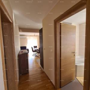 Medulin! Kuća sa 6 zasebnih stambenih jedinica!