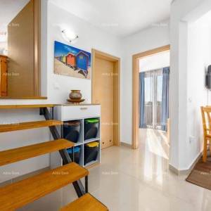 Medulin, samostojeća kuća s 5 apartmana. Blizina Pošesa i plaža!