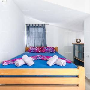 Medulin, samostojeća kuća s 5 apartmana. Blizina Pošesa i plaža!