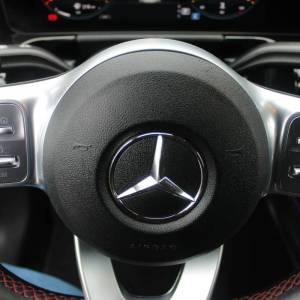 Mercedes-Benz GLA 200d 4MATIC AMG AUTOMATIK *LED, NAVIGACIJA, KAMERA*