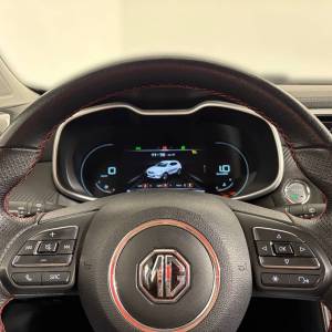 MG ZS LUXURY 1.0T GDI 111KS AT 5V