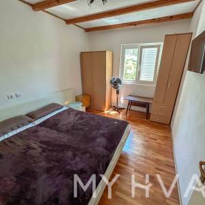 Mirno smještena kuća u Starom Gradu