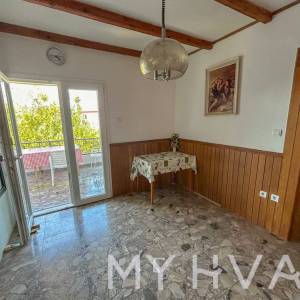 Mirno smještena kuća u Starom Gradu