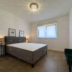 Moderan i namješten stan u novogradnji,  Štinjan, Pula