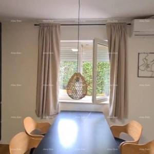 Moderan stan u prizemlju, Karigador, samo 350 m od mora!