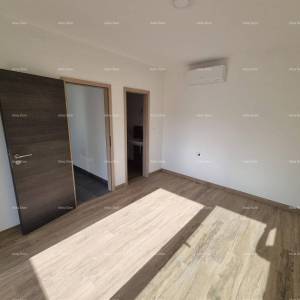 Moderna duplex kuća s krovnom terasom i panoramskim pogledom na more