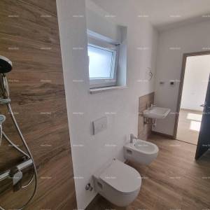 Moderna duplex kuća s krovnom terasom i panoramskim pogledom na more