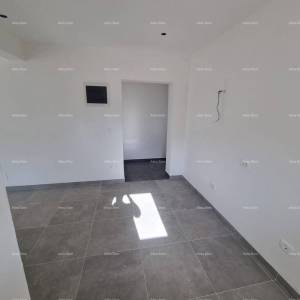 Moderna duplex kuća s krovnom terasom i panoramskim pogledom na more