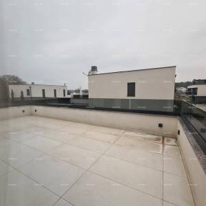 Moderna kuća s bazenom! BANJOLE VOLME.