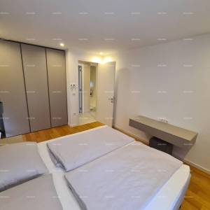 Moderna kuća s bazenom! BANJOLE VOLME.