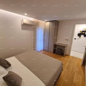 Moderna kuća s bazenom! BANJOLE VOLME.