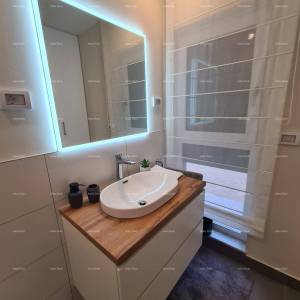 Moderna kuća s bazenom! BANJOLE VOLME.