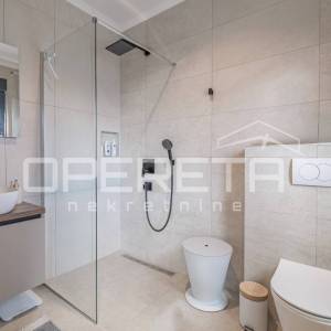 Moderna prizemnica s bazenom u okolici Svetog Lovreča