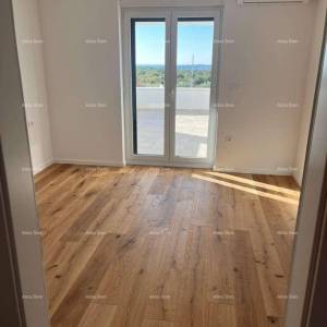 Moderna vila s bazenom i pogledom na more! Vodnjan