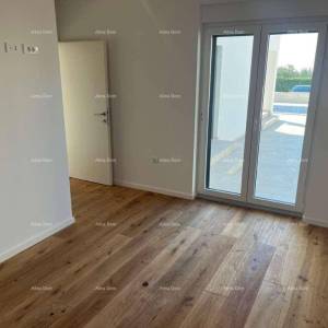 Moderna vila s bazenom i pogledom na more! Vodnjan