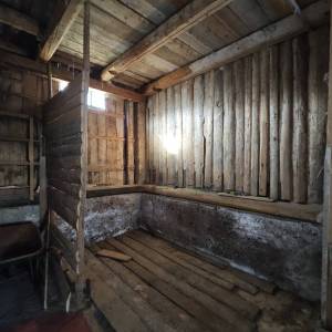 MRKOPALJ - Samostojeća kuća s velikim potencijalom