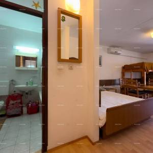 Na prodaju apartman u Dugoj Uvali – blizina plaže!