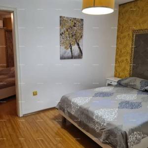 Na prodaju kuća s bazenom – Valtura