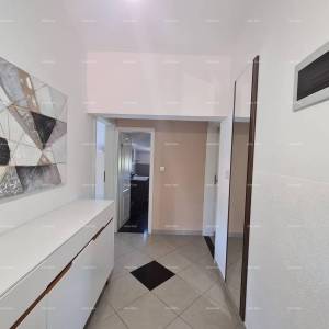 Na prodaju kuća s bazenom – Valtura