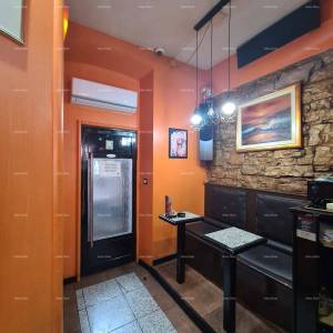 NA PRODAJU – POSLOVNI PROSTOR U STROGOM CENTRU PULE (TRŽNICA)