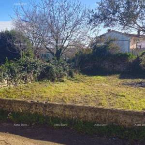 Na prodaju ruševna kuća – Svetvinčenat, Juršići