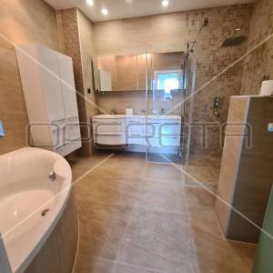 Najam, Kuća, Blato, Jurja Njavre, Dvojni objekt, 323m2