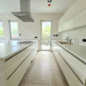 Najam, Kuća, Blato, Jurja Njavre, Dvojni objekt, 323m2