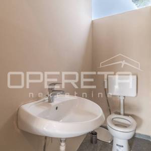 Najam, Poslovna zgrada, Poreč, Poreč, 28m2