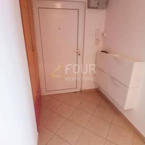 Najam, Rijeka, Donji Zamet, 2s+db, balkon