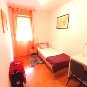 Najam, Rijeka, Donji Zamet, 2s+db, balkon