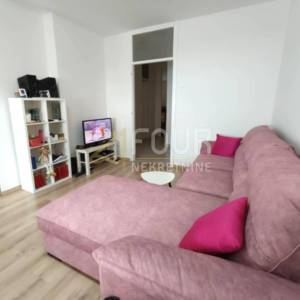 Najam, Rijeka, Donji Zamet, 2s+db, balkon