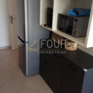 Najam, Rijeka, Donji Zamet, 2s+db, balkon