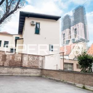 Najam, Stan, Centar, Pod zidom, 5s, 162m2