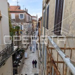 Najam, Ured, Poluotok, Kalelarga, 38m2