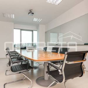 Najam, Ured, Prečko, Petrovaradinska, 278m2