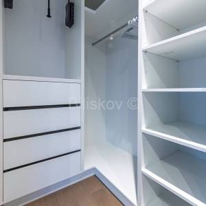 Najam,Zagreb,Petrova ulica trosoban stan 77m2,parkirno mjesto,lift