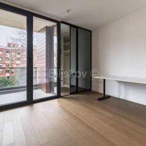 Najam,Zagreb,Petrova ulica trosoban stan 77m2,parkirno mjesto,lift