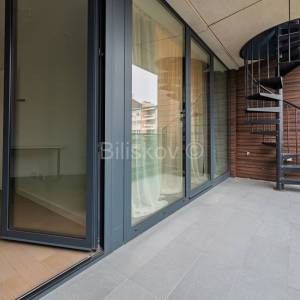 Najam,Zagreb,Petrova ulica trosoban stan 77m2,parkirno mjesto,lift