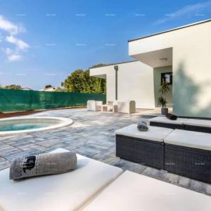 Niskoenergetska kuća, Rovinj, 139.00 m2