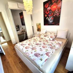 Njivice, apartman u prizemlju blizu plaže