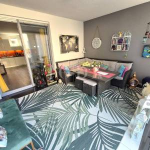 Njivice, apartman u prizemlju blizu plaže