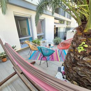 Njivice, apartman u prizemlju blizu plaže