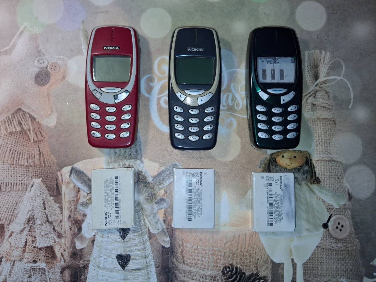 Nokia 3310 - 3komada 40€