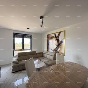 Novi, moderan i namješten stan s dva parkirna mjesta na odličnoj lokaciji, Pula!