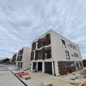 Novi, moderni, stambeni kompleks, Rovinj! Dvoetažni stan s parkirnim i garažnim mjestom! B4/A